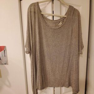 American Eagle Black and White Striped Shirt